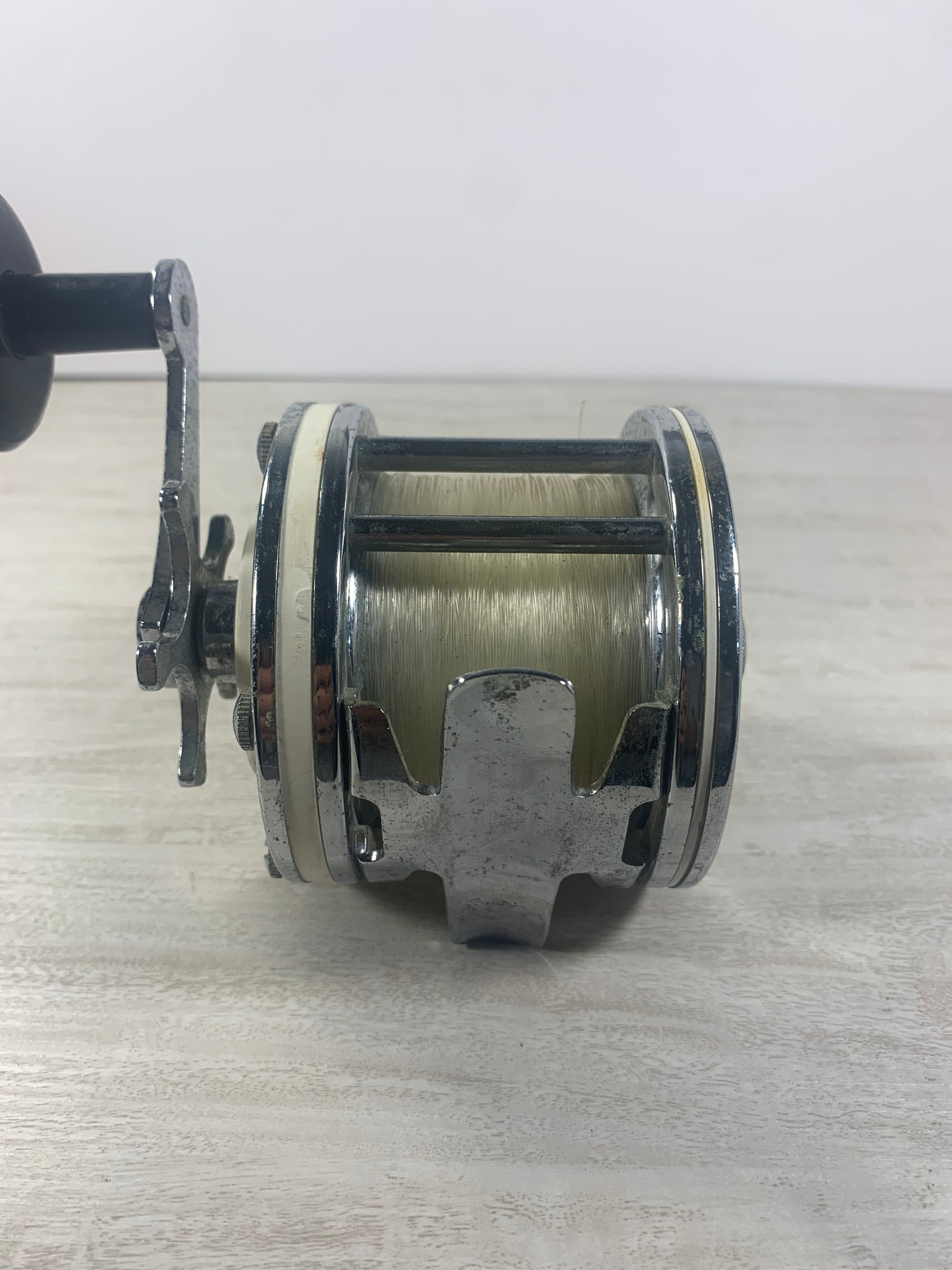 centaure pacific greenie vintage fishing reel made in france USA Penn 710 
