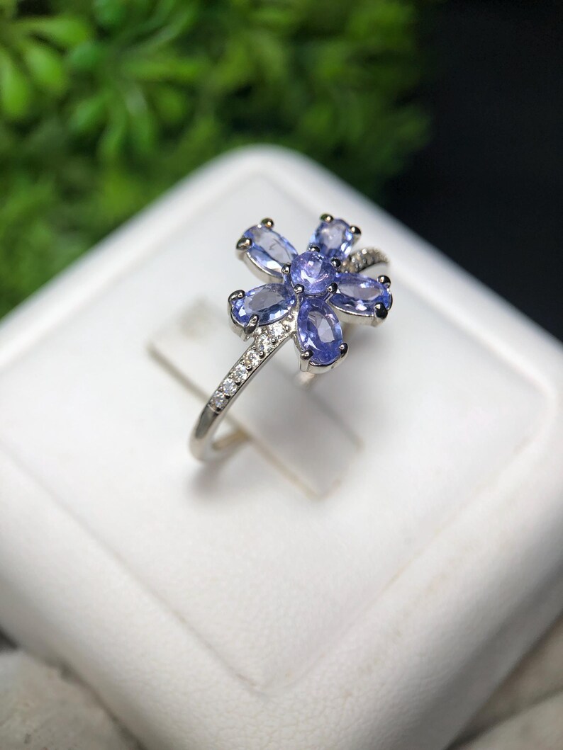 Bague tanzanite naturelle faite à la main en argent sterling 925 - Bague de guérison - Bague avec pierre de naissance - Idéal pour un cadeau - Bague avec pierres précieuses - Bague avec pierre de naissance de décembre - image 3