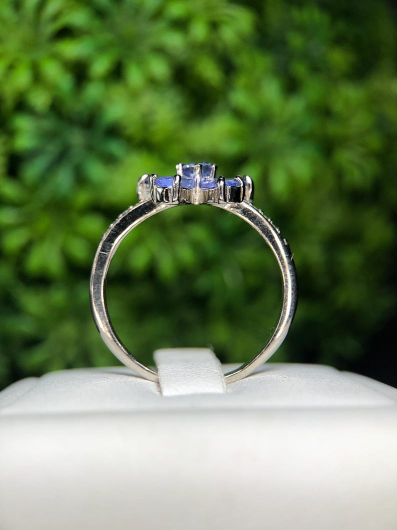 Bague tanzanite naturelle faite à la main en argent sterling 925 - Bague de guérison - Bague avec pierre de naissance - Idéal pour un cadeau - Bague avec pierres précieuses - Bague avec pierre de naissance de décembre - image 7