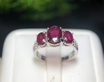 Anillo de rubí natural hecho a mano en plata de ley 925. Anillo curativo. Anillo de piedra natal. Ideal como regalo. Anillo de piedras preciosas. Anillo de piedra natal de julio.