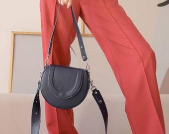 Dunkelblaue Leder Crossbody Tasche, handgemachte runde Schultertasche