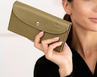 Handmade Leather Wallet Clutch: Slim Long Wallet with Zipper