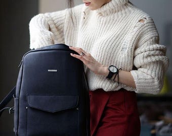 Mochila urbana de cuero hecha a mano: bolso de viaje y portátil para mujer