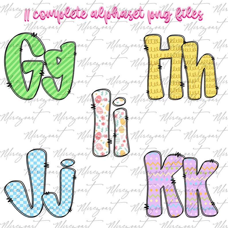 Op de afbeelding: Een verzameling kleurrijke alfabetletters, waaronder G, H, I, J en K, met verschillende patronen en ontwerpen. De letters zijn zwart omlijnd en hebben een gestikt uiterlijk. De tekst "11 complete alphabet png files" staat bovenaan.