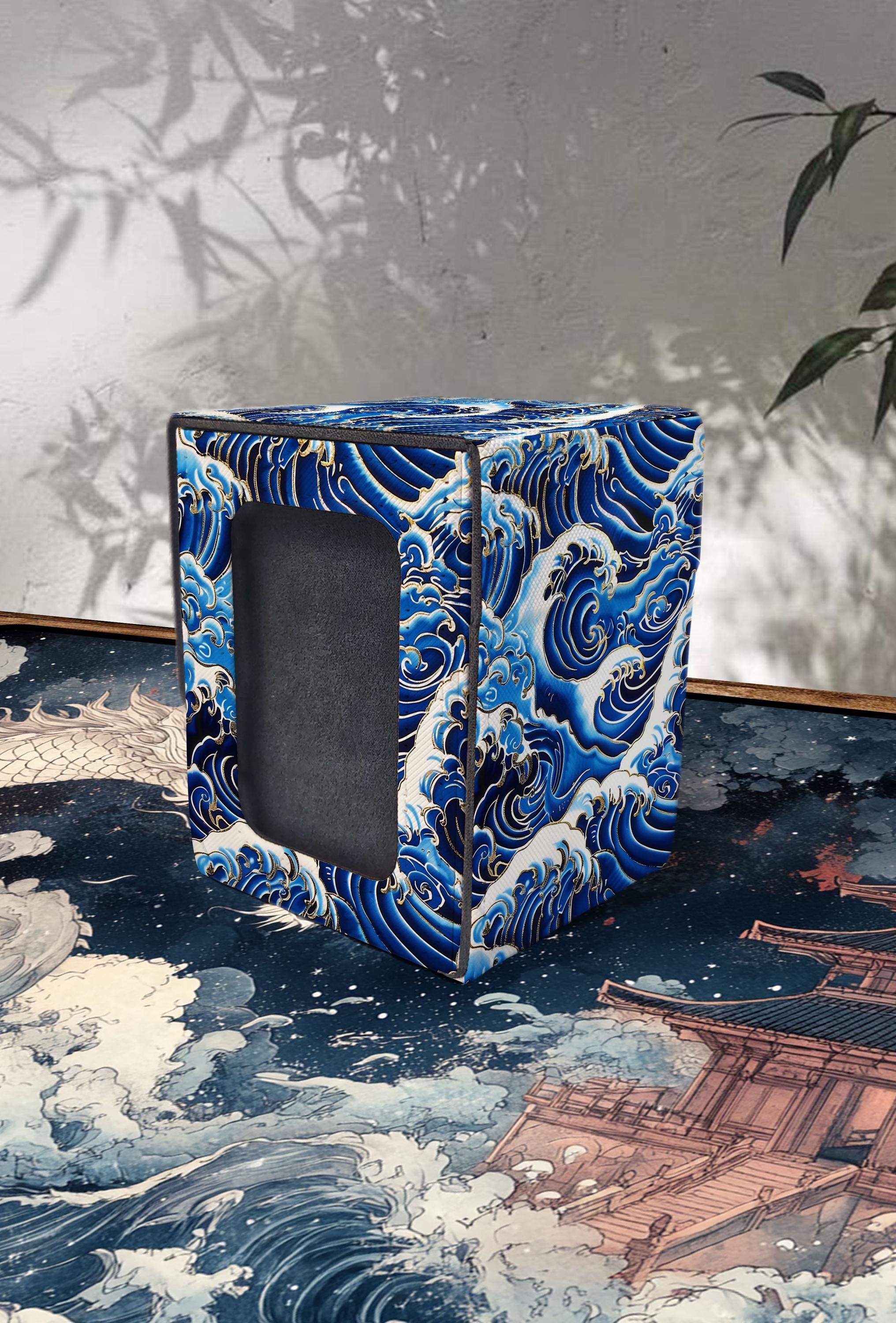 MTG Deck Box With Commander Display, Leather, 100+ Sleeved Card