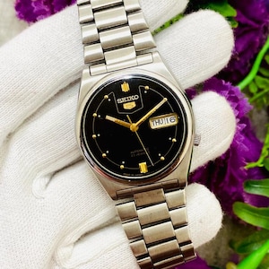 Seiko 5 Vintage Automatic Men&#39;s Wrist Watch | Rare Black & Gold Dial | 23Jewels Japan Day-Date Stainless Steel