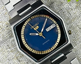 Vintage Seiko 5 Automatic Blue Dial 21Jewels Japan Made Wrist Watch