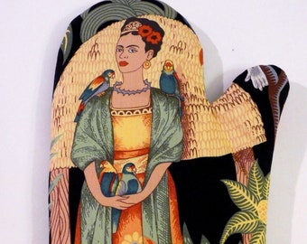 Frida in Green Oven Mitt, Art, Housewarming, Bachelorette, Bridesmaid, Gift, Novelty, Christmas, Bisexual