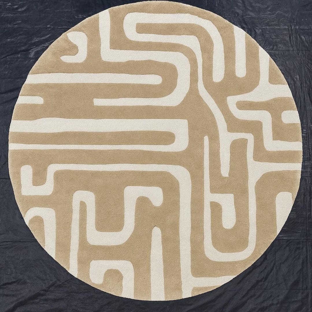 Compuzzle Rug Outline Beige Loop Cut Pile Puzzle Print Design Round Hand Tufted Rug. Handmade ...