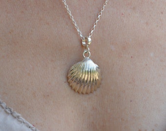 Sea Shell Necklace, Sea Shell Pendant in Sterling Silver, Silver Shell Necklace, Handmade Necklace with Shiny Polished Finish