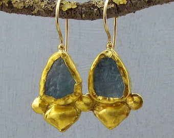 24k Solid Gold Rough Aquamarine Handmade Earrings / Solid 24 Karat Dangle Gold Earrings
