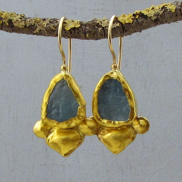 24k Solid Gold Rough Aquamarine Handmade Earrings / Solid 24 Karat Dangle Gold Earrings