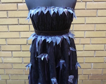 Hadas de estandarte negro y azul