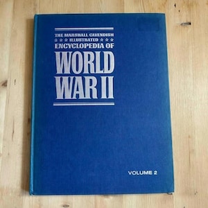 Encyclopedia of World War II Volume 2 Book MG1