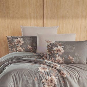 Queen Size Floral Bedding Set – 100% Cotton Duvet Cover with Pillowcases, Elegant Grey Flower Design