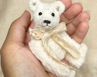 RESERVE for D - Dressed Cat Of Lily Bears Belgium 44 cm