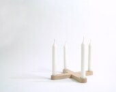 Sostenedor de vela esté ajustada. Cruz / haya