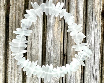 1 hebra de cuentas de vidrio marino cultivado, perforadas de 6-9 mm - Blanco esmerilado, 20 cm