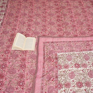 Pink Floral Block Printed Quilt, Thanksgiving Cotton Quilt, Jaipuri Rajai Quilt Indian Bedding, Boho Bedspread home decor, cotton quilt, floral quilts, winter quilts, block printed quilt, kantha quilt, comforter quilt, cotton batting, puff quilt, king size quilt, queen size quilt, kantha blanket, custom blanket