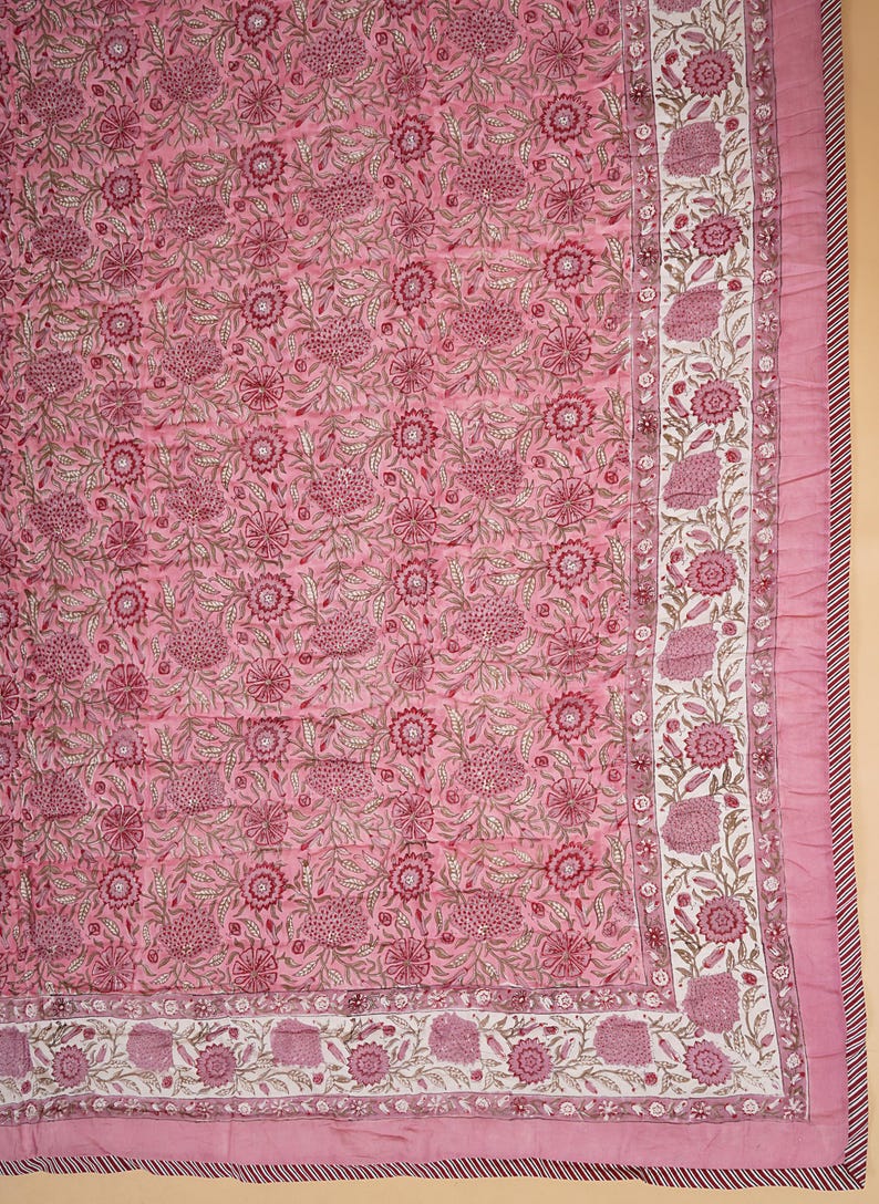 Pink Floral Block Printed Quilt, Thanksgiving Cotton Quilt, Jaipuri Rajai Quilt Indian Bedding, Boho Bedspread home decor, cotton quilt, floral quilts, winter quilts, block printed quilt, kantha quilt, comforter quilt, cotton batting, puff quilt, king size quilt, queen size quilt, kantha blanket, custom blanket