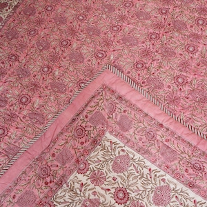 Pink Floral Block Printed Quilt, Thanksgiving Cotton Quilt, Jaipuri Rajai Quilt Indian Bedding, Boho Bedspread home decor, cotton quilt, floral quilts, winter quilts, block printed quilt, kantha quilt, comforter quilt, cotton batting, puff quilt, king size quilt, queen size quilt, kantha blanket, custom blanket