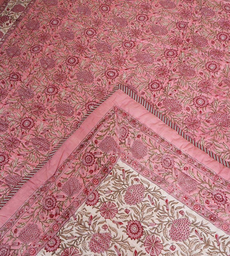 Pink Floral Block Printed Quilt, Thanksgiving Cotton Quilt, Jaipuri Rajai Quilt Indian Bedding, Boho Bedspread home decor, cotton quilt, floral quilts, winter quilts, block printed quilt, kantha quilt, comforter quilt, cotton batting, puff quilt, king size quilt, queen size quilt, kantha blanket, custom blanket