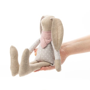 Cadeau pour bébé, lapin de Pâques, poupée lapin faite main, poupée de chiffon en tissu, bas de Noël, cadeau pour enfants image 4