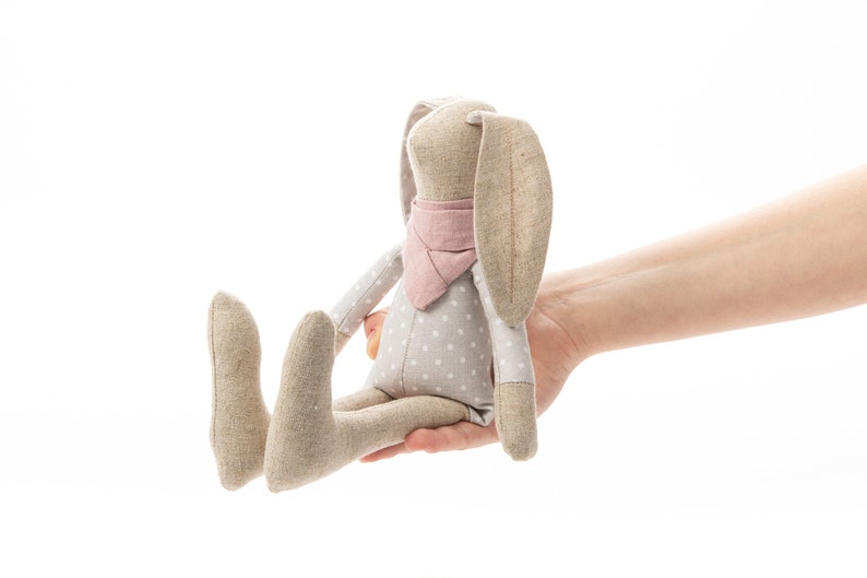 Cadeau pour bébé, lapin de Pâques, poupée lapin faite main, poupée de chiffon en tissu, bas de Noël, cadeau pour enfants image 4
