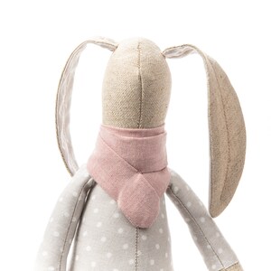 Cadeau pour bébé, lapin de Pâques, poupée lapin faite main, poupée de chiffon en tissu, bas de Noël, cadeau pour enfants image 2