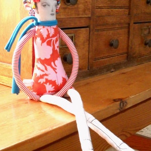 Decoración del hogar, muñeca hecha a mano, muñeca de arte Ooak, muñecas interiores, regalo para ella imagen 9
