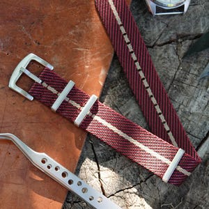 Vintage Nylon Strap - Burgundy - Military Army Watch Bracelet - 22mm - Premium
