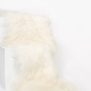 Lanzamiento doble de piel de oveja islandesa / BLANCO Lujo mínimo acogedor, estética escandinava de decoración del hogar Hygge, un gran regalo para calentar la casa imagen 6