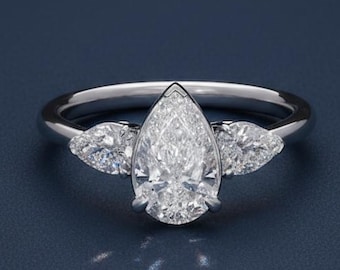 Anillo de compromiso de tres piedras con diamantes cultivados en laboratorio en forma de pera, oro nupcial certificado por IGI VVS2 F.