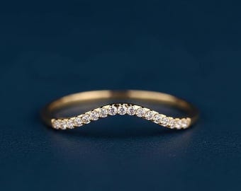 Alianza de boda con diamantes de laboratorio certificados por IGI / Anillo curvo VVS, oro de 10 quilates