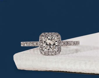 Anello di fidanzamento con diamante taglio principessa creato in laboratorio / Certificato IGI