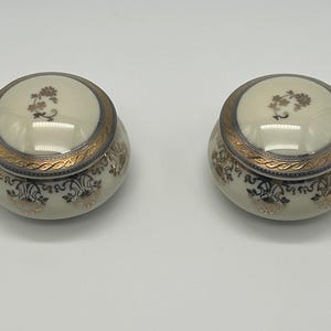 Vintage Limoges France Porcelain Powder Jars – Hand-Painted Gold Floral Trinket Boxes – Set of 2