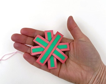 Handmade decoration made from recycled cardboard, flower pendant for your spring shrub, decorative upcycled motif for hanging