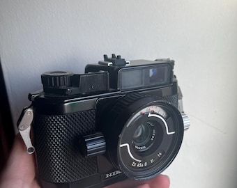 圧力テスト済み - Nikonos SB105 スピードライト フラッシュ 水中
