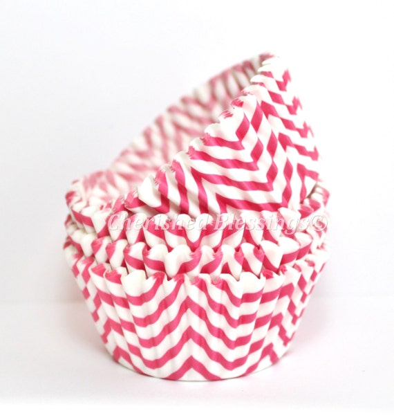 Items similar to Cupcake Liners, Hot Pink Chevron Cupcake Liners, Buy