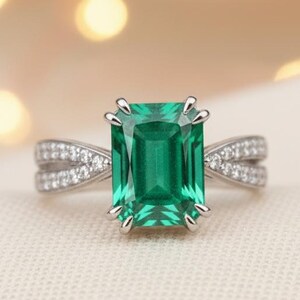 Emerald Cut Green Emerald Gemstone Ring, Double Claw Set 925 Silver Women's Ring, Split Wedding Band, Accents Diamond Unique Gift For Her