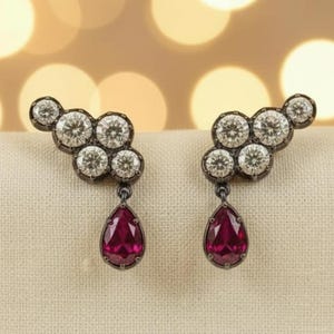 Georgiska viktorianska klätterhylsor med rubinpäron och runda slipade örhängen, moissanitörhängen med gypsysten, vintageörhängen, ädelstensörhängen för kvinnor