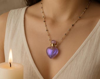 Collana con bottiglia di profumo in ametista: quarzo aura, catena del rosario in oro
