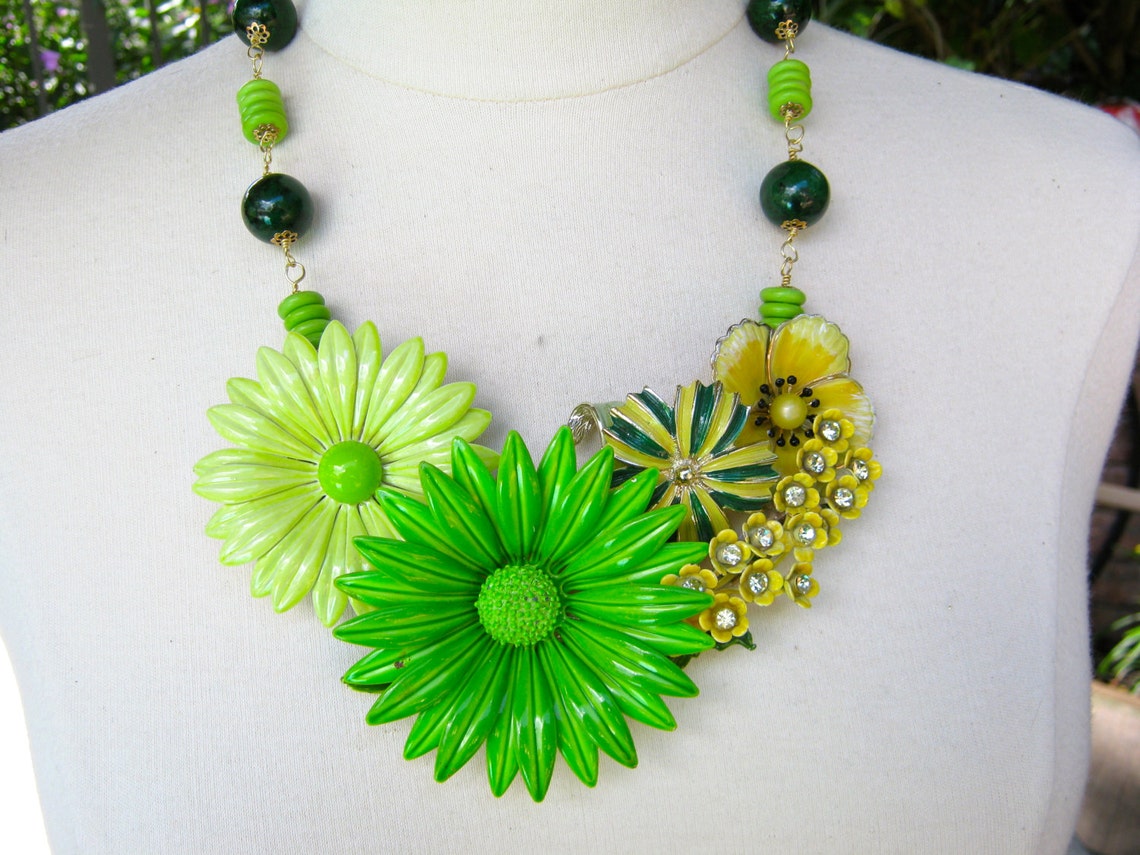 Multi-colored Floral Statement Wedding Party Necklace main image 0