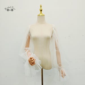 Long Tulle Ruffled Wedding Sleeves, Detachable Ivory Bridal Sleeves, Elegant Puff Sleeve, Wedding sleeves Lightweight Tulle, Bridal Sleeves