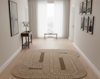 Alfombra geométrica con mechones, textura tallada en beige y marrón, forma irregular