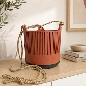 Hanging Planter Indoor with Drainage Saucer, Modern Fluted Plant Pot, Pothos Hanger, Housewarming Gift