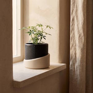 Modern Black Planter, Textured Two Tone Indoor Plant Pot, Minimalist Home Decor, Housewarming Gift Vase