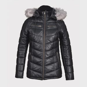 Damska czarna pikowana kurtka puchowa z jagnięcej skóry | Krótki płaszcz puchowy z prawdziwej skóry | Zimowa odzież wierzchnia typu streetwear