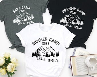 Aangepast familiekampshirt, oma opa mama papa campingshirt, neef kamp crew shirts, zomer 2025 cadeau