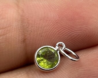 Pingente de peridoto natural: prata esterlina ou ouro, pedra do mês de agosto